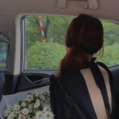 泡芙小姐